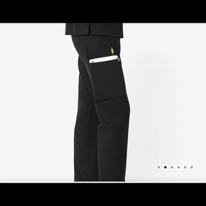 💎SOLD💎 Black Medium Kade Cargo Pants